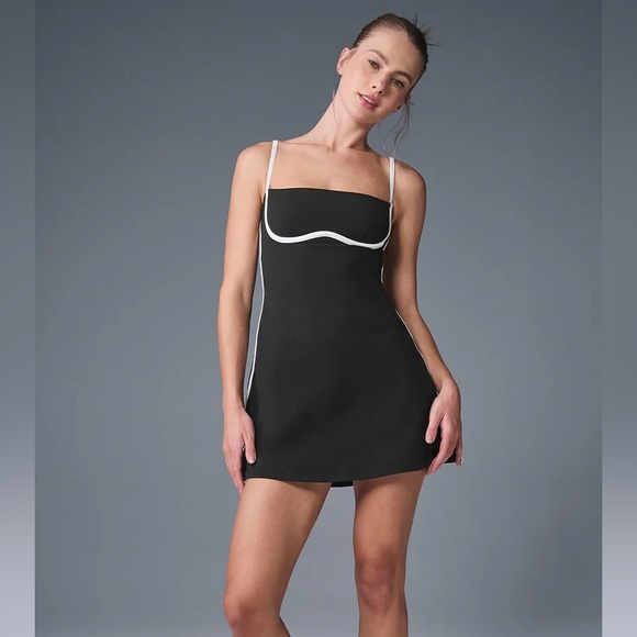 Alo Airbrush Streamlined Dress - Picture 1 of 7